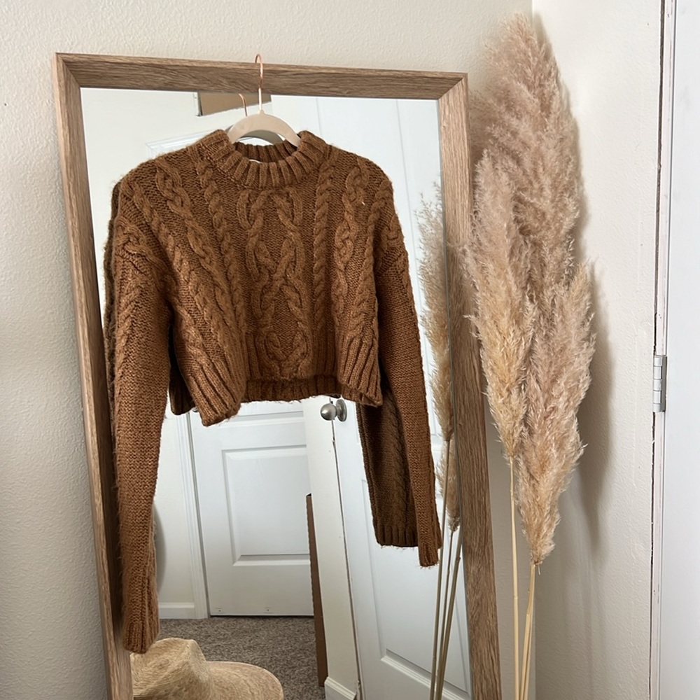 Zara crop sweater